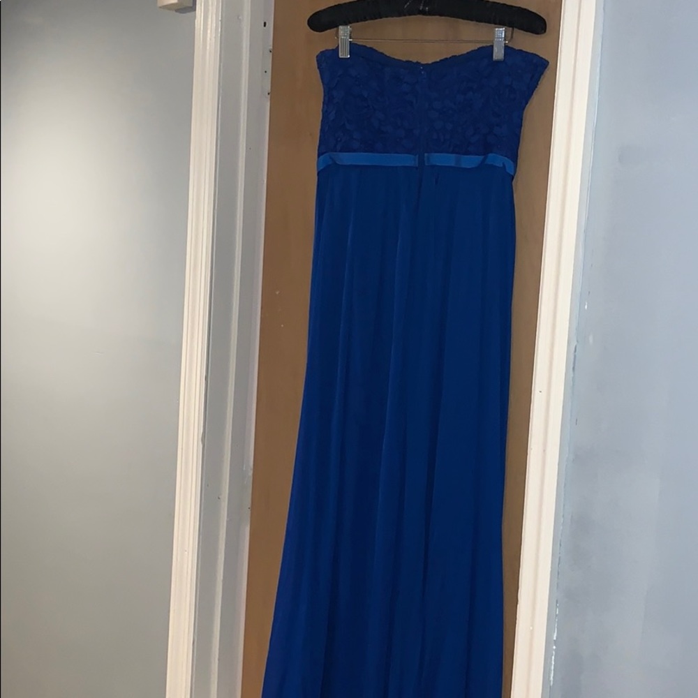 David’s Bridal Lace and Mesh Long Strapless Dress - Picture 5 of 8